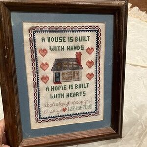 CROSS STITCH🧵 A HOUSE IS BUILT WITH HANDS✋A HOME IS BUILT WITH HEARTS❤️